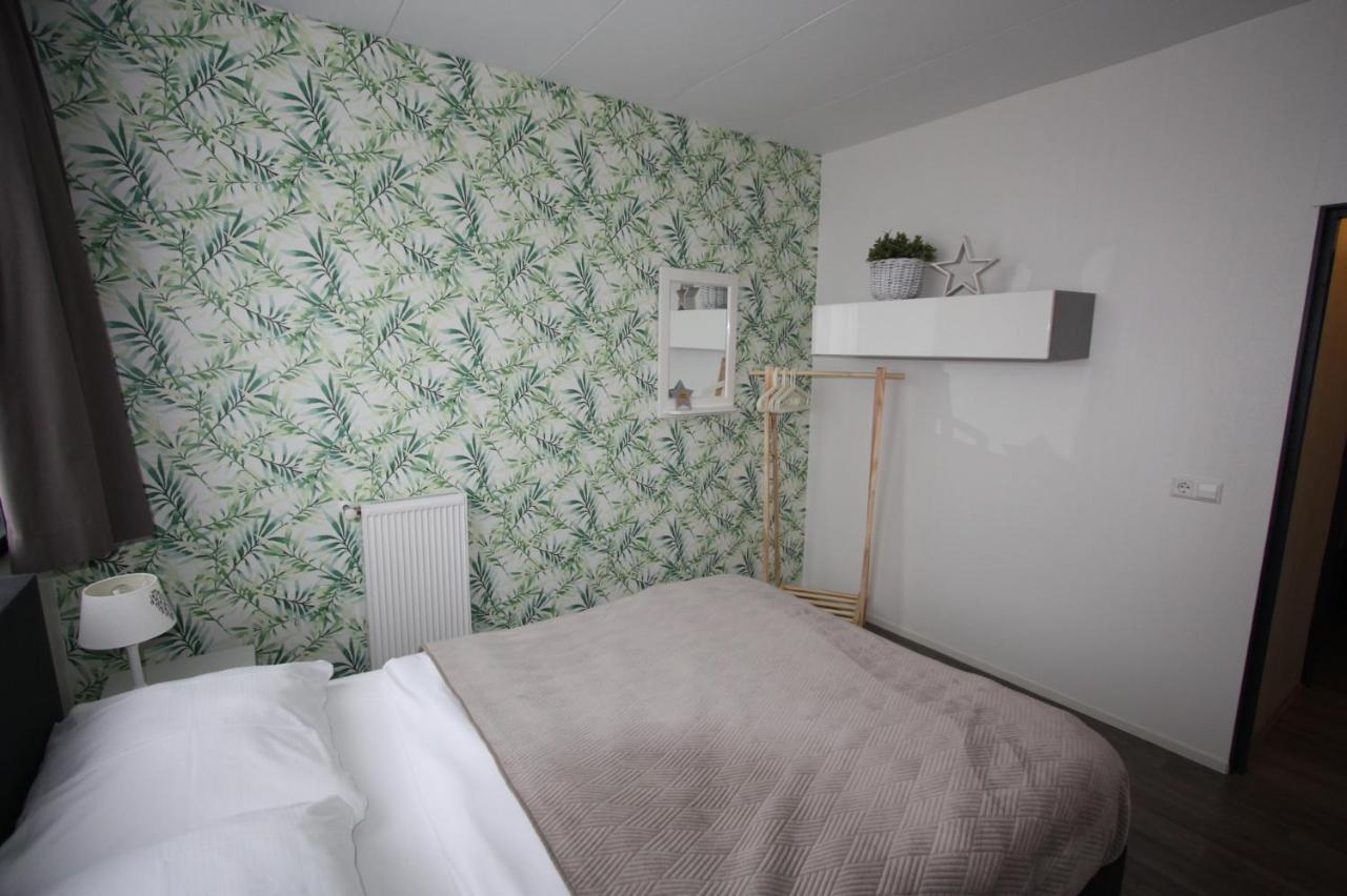 4 Persoons Appartement - Ook Te Boeken Voor 6 Personen! Bakkeveen Luaran gambar